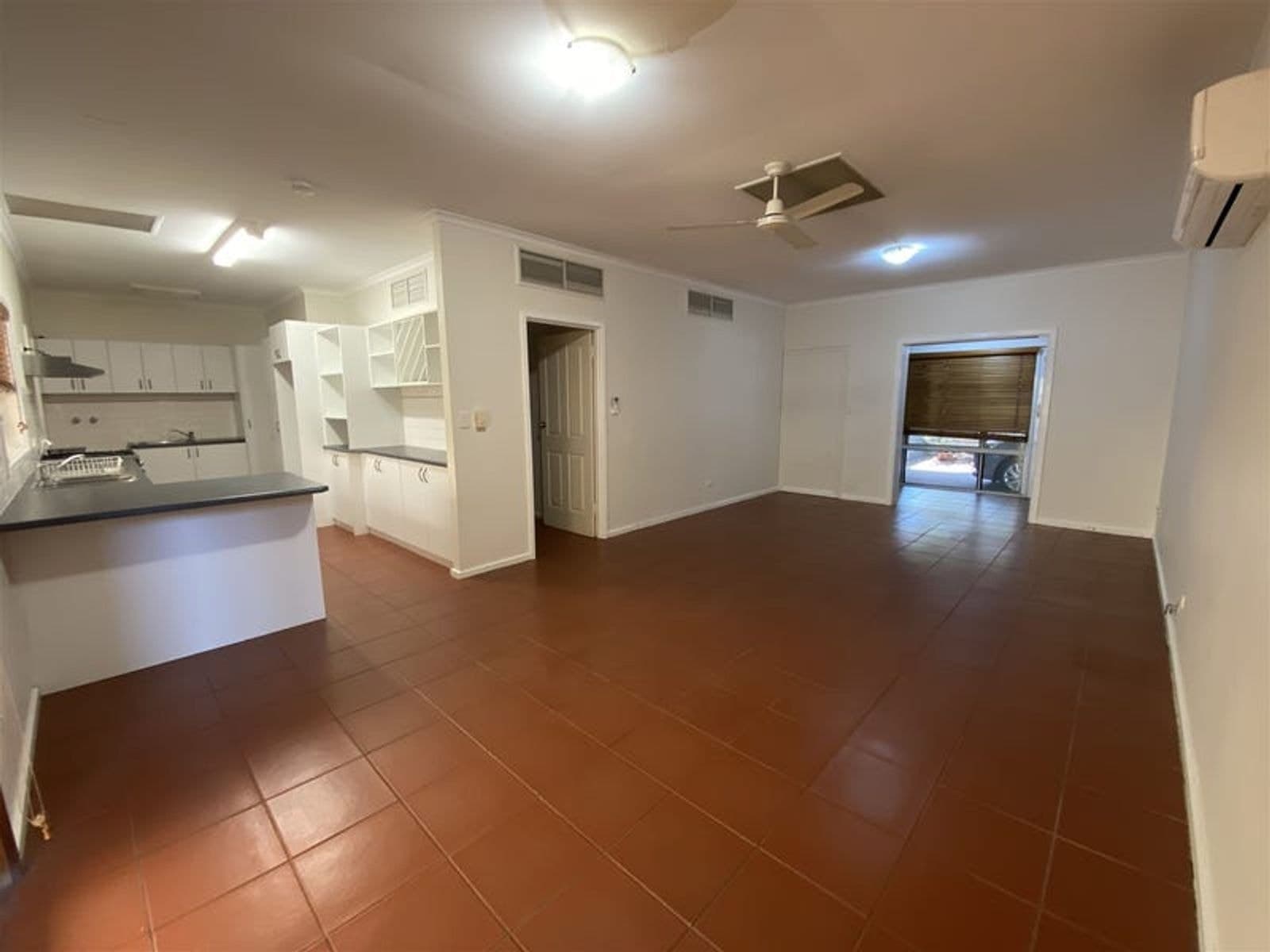 10 Johannsen Street, Gillen NT 0870, Gillen - Thumbnail 2