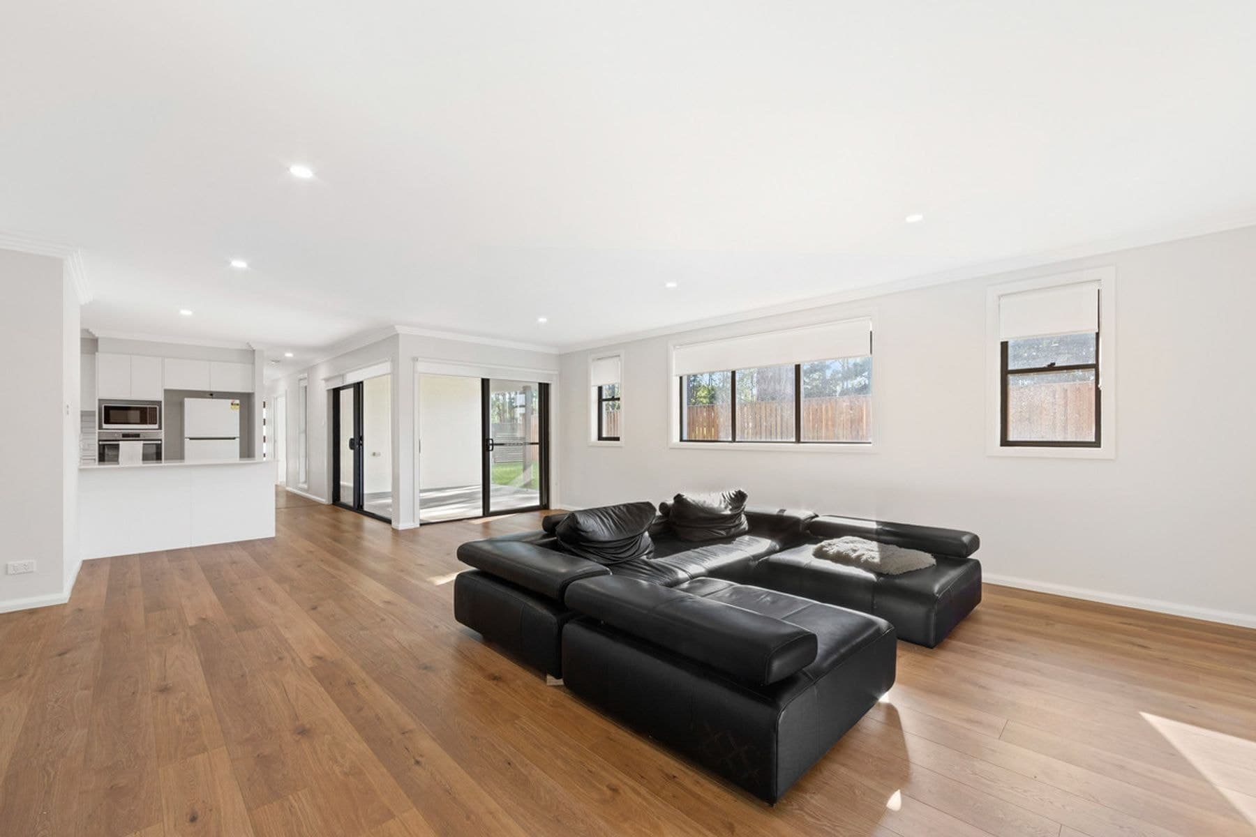 1 Ventura Place, Port Macquarie NSW 2444, Port Macquarie - Thumbnail 2