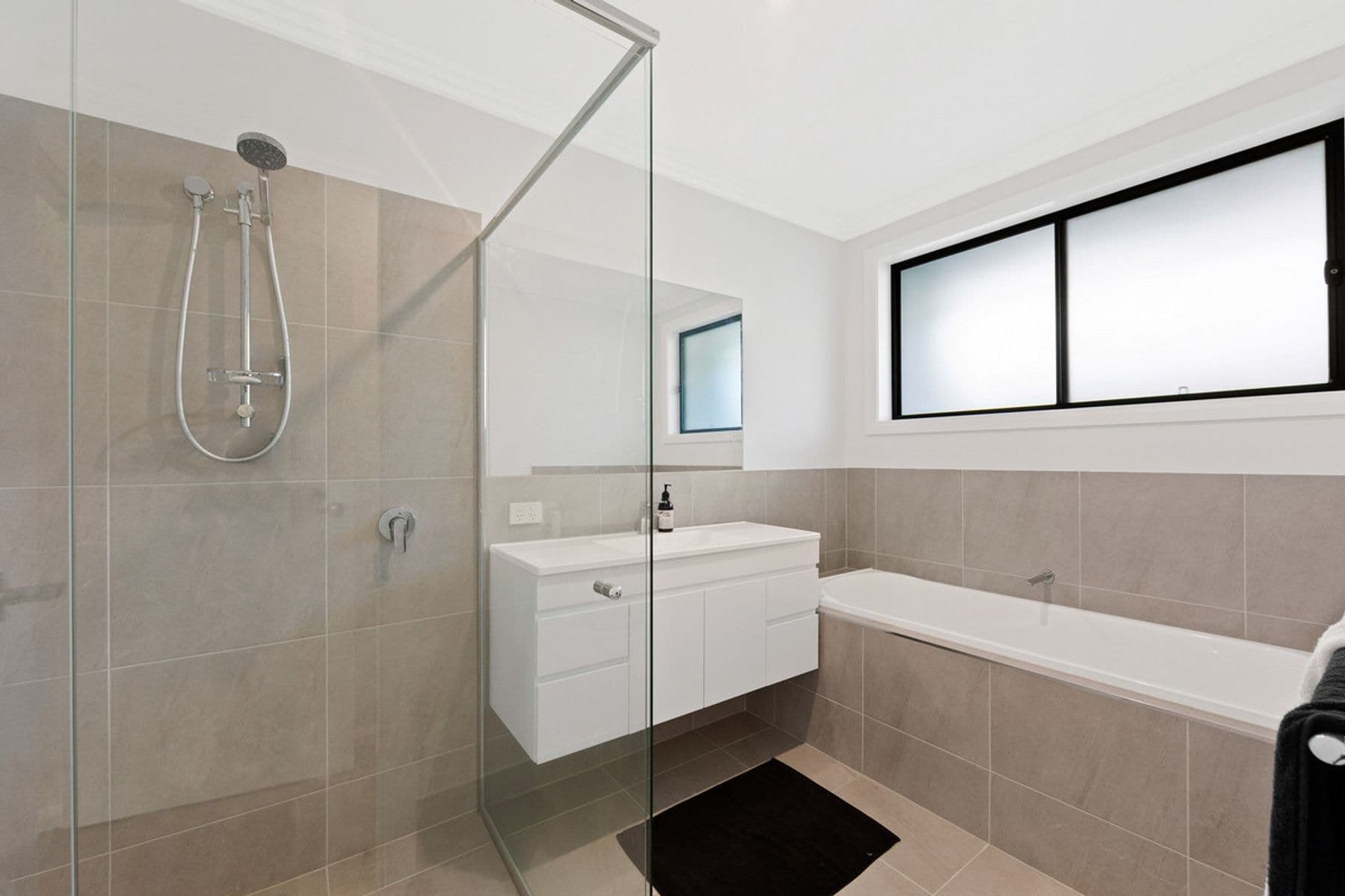 1 Ventura Place, Port Macquarie NSW 2444, Port Macquarie - Thumbnail 7