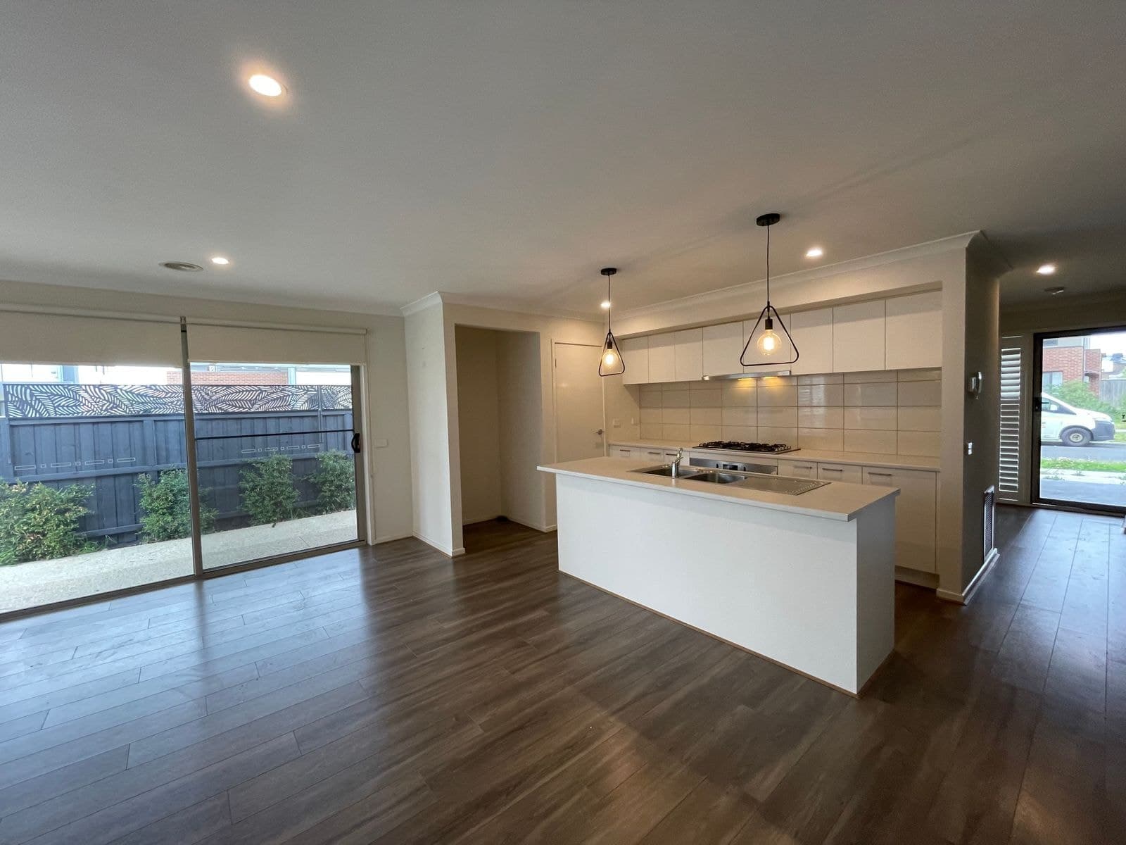 14 Astoria Drive, Point Cook VIC 3030, Point Cook - Thumbnail 2