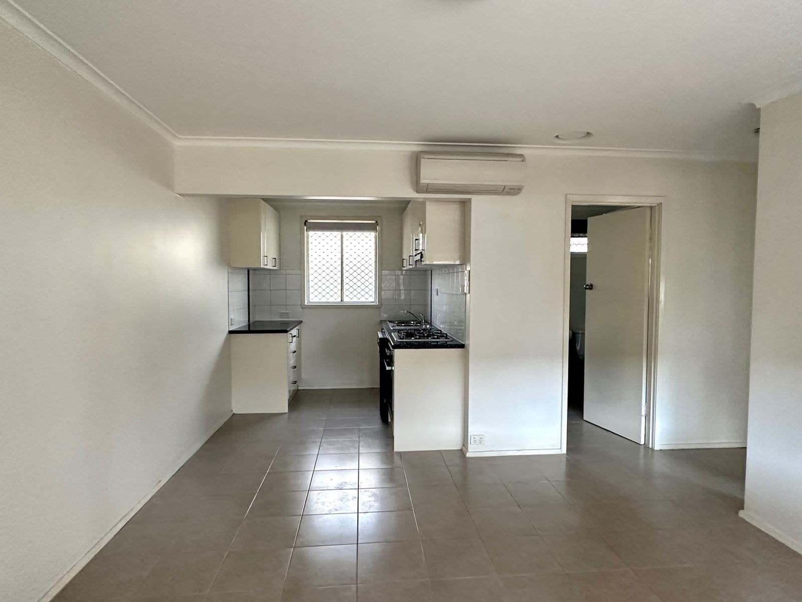 4/148-150 Grey Street, Traralgon VIC 3844, Traralgon - Thumbnail 3