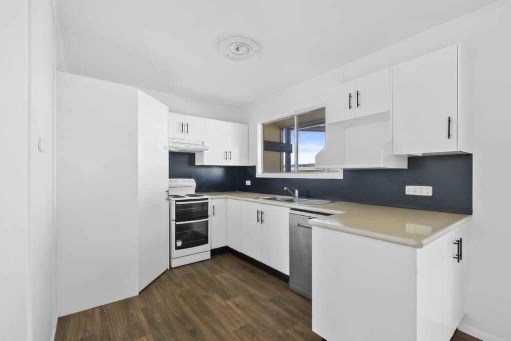 73 Bauman Way, Blackwater - Thumbnail 3