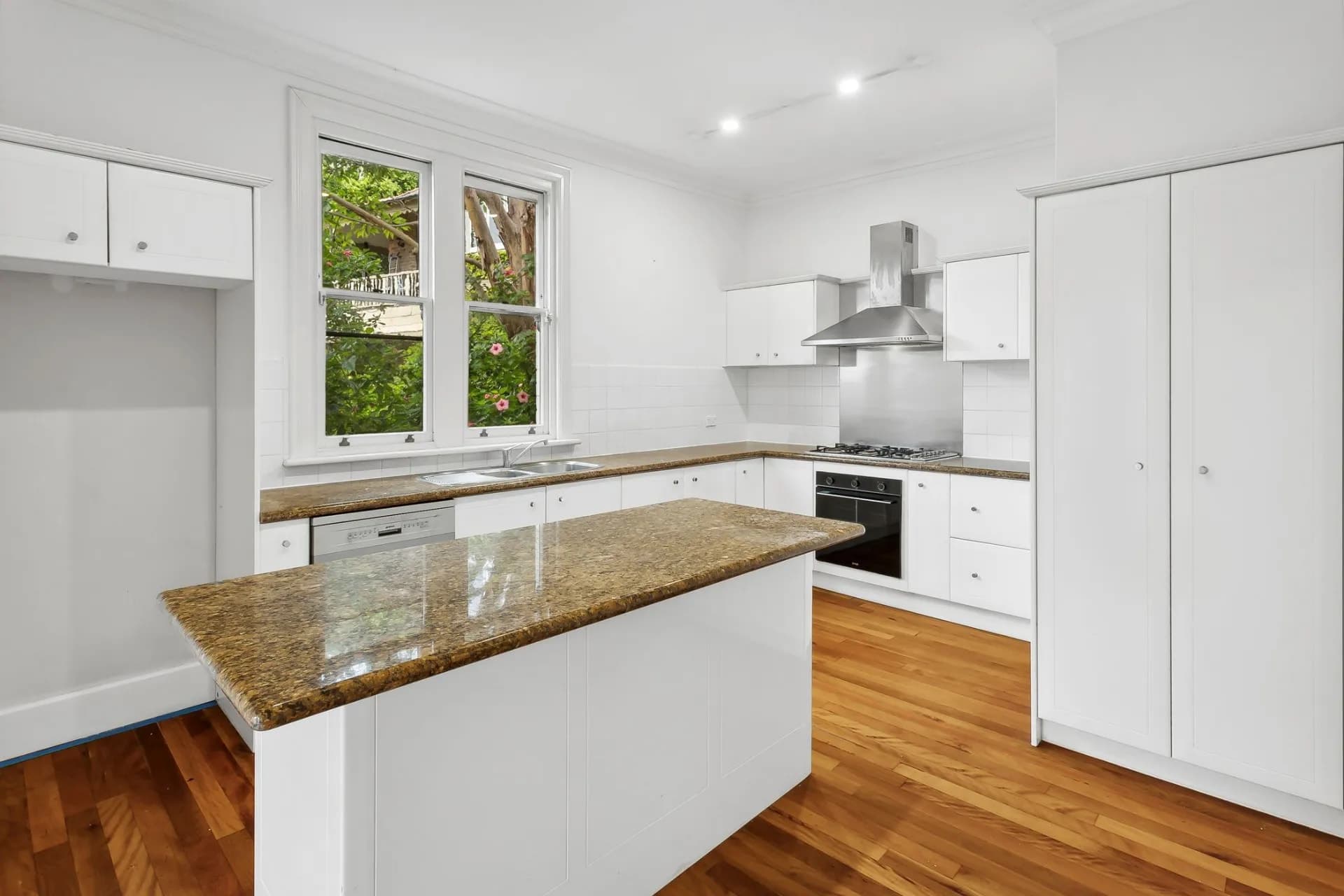 2/53 Kangaroo Street, Manly, NSW, Manly - Thumbnail 3