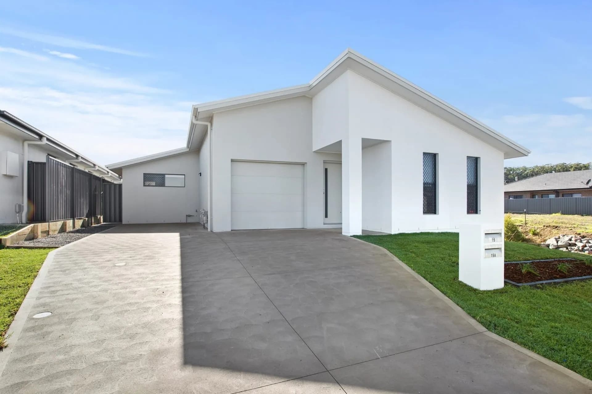 15 Santa Fe  Close, Cameron Park, NSW, Cameron Park - Image 1
