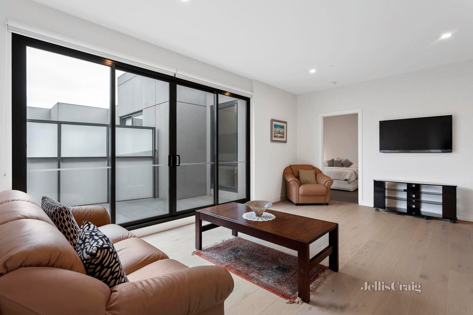 409/210 Reynolds Road, Doncaster East, Doncaster East - Thumbnail 3