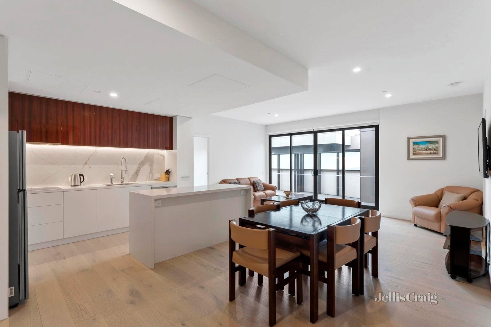 409/210 Reynolds Road, Doncaster East, Doncaster East - Thumbnail 4