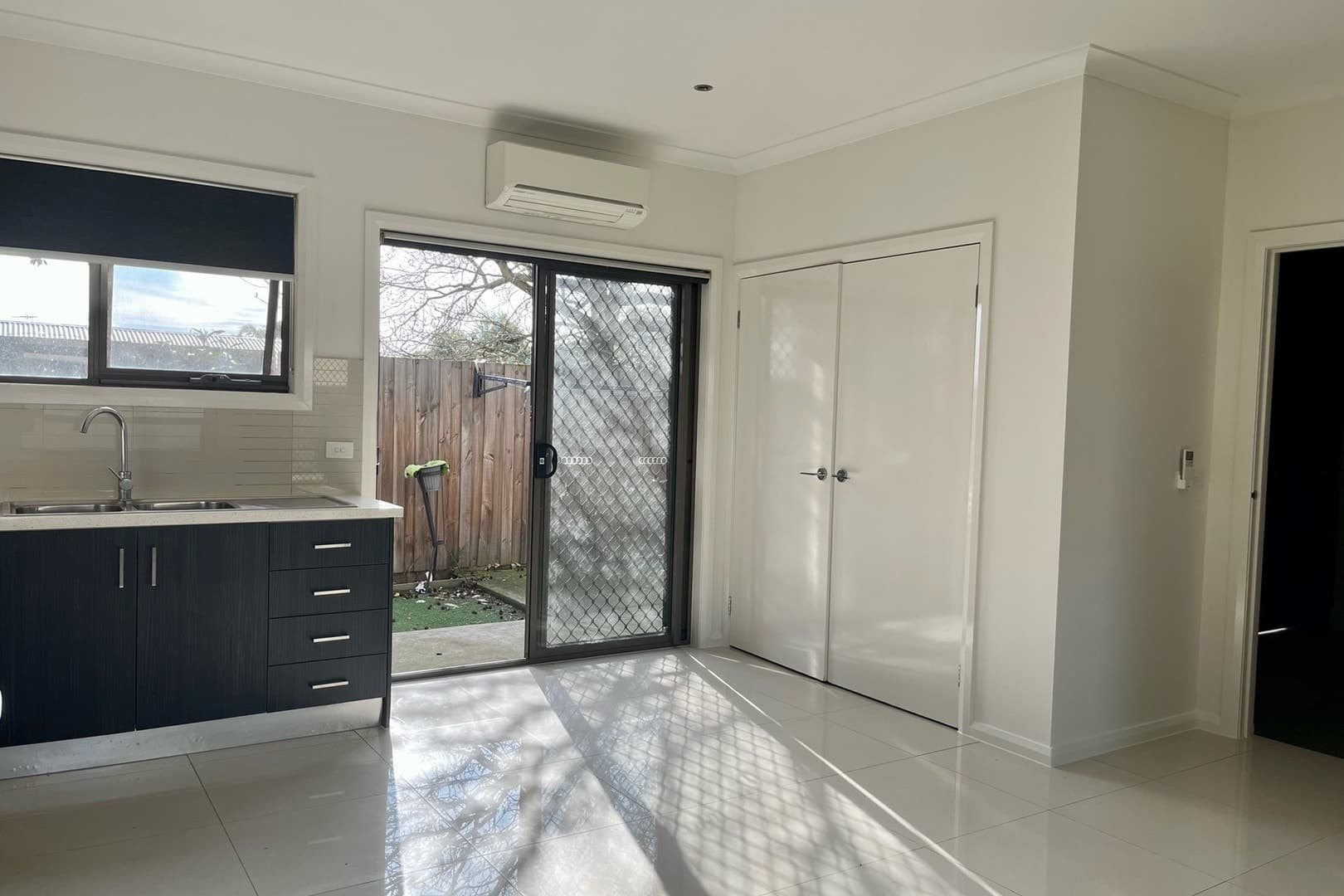 3 Myrtle Street, Thomastown, VIC 3074, Thomastown - Thumbnail 3