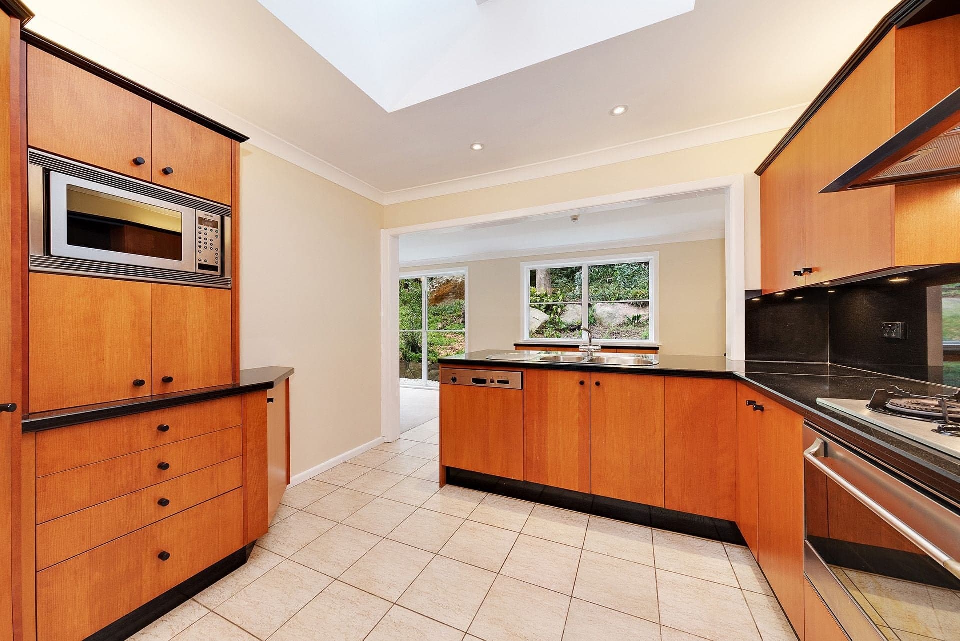 25 Valerie Avenue Chatswood NSW, Chatswood - Thumbnail 8