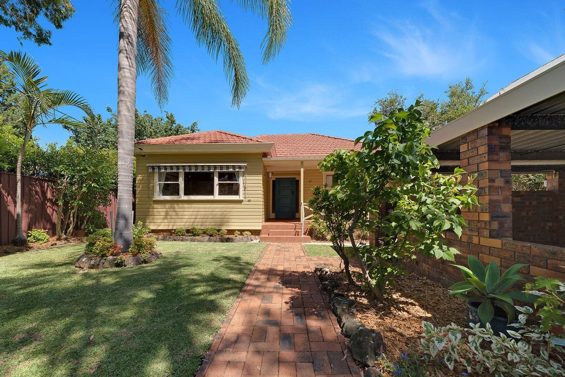35 Carlotta Street Greenwich NSW, Greenwich - Thumbnail 2