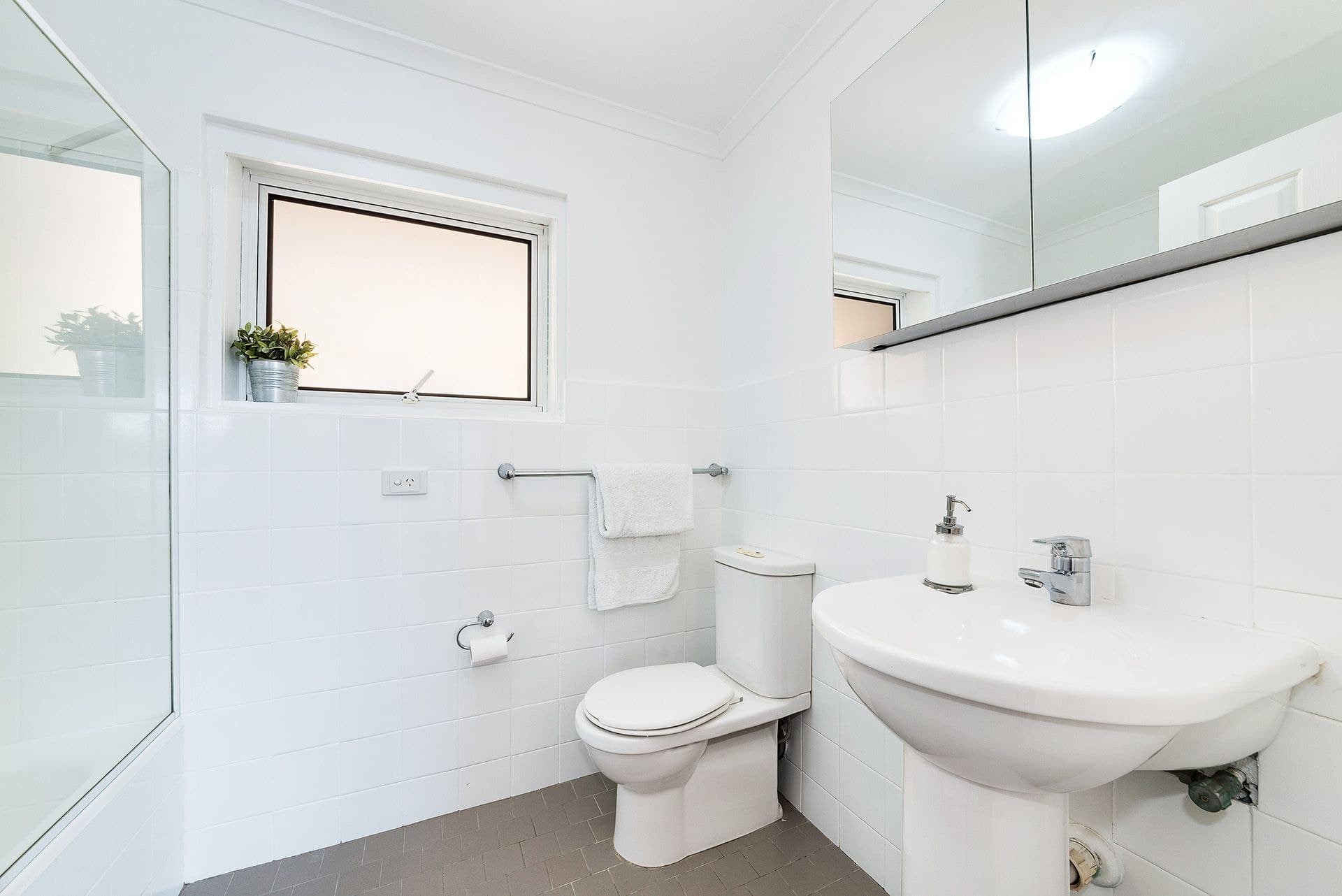 13/4 Landenburg Place Greenwich NSW, Greenwich - Thumbnail 8