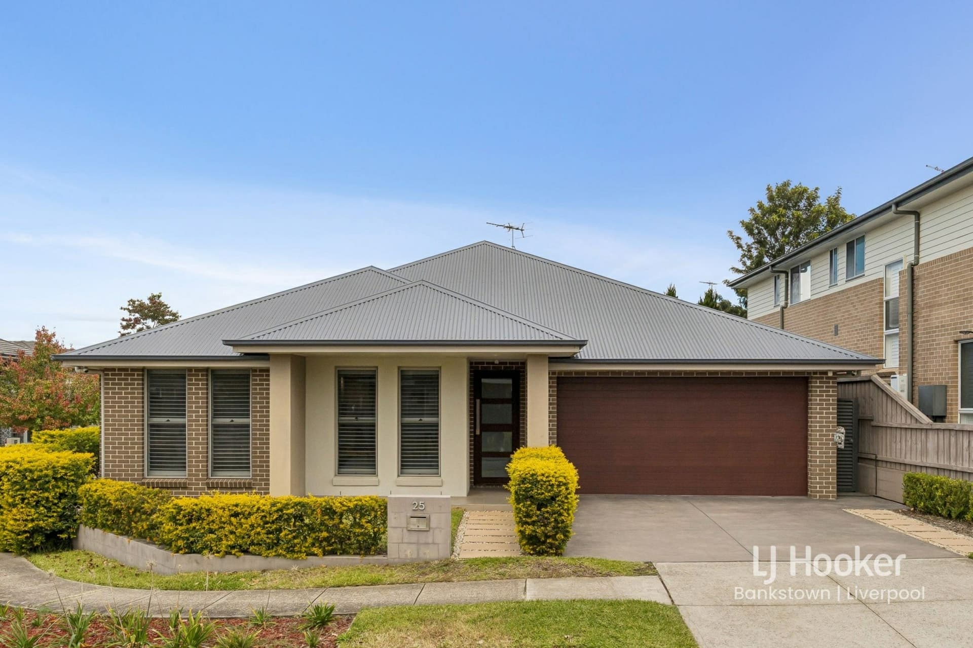 25 Hoy Street, Moorebank, Moorebank - Image 1