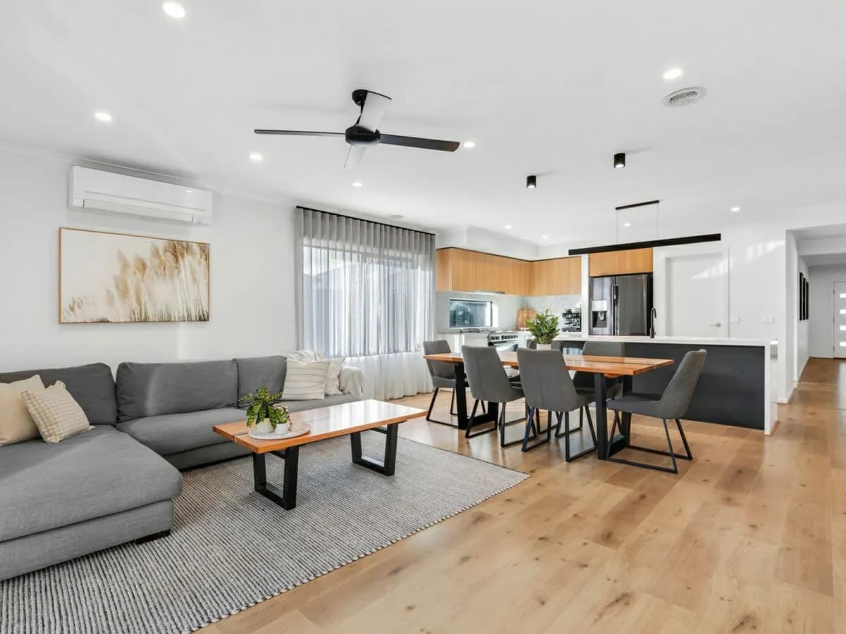 6 Chateau Way, MOUNT DUNEED, Mount Duneed - Thumbnail 2