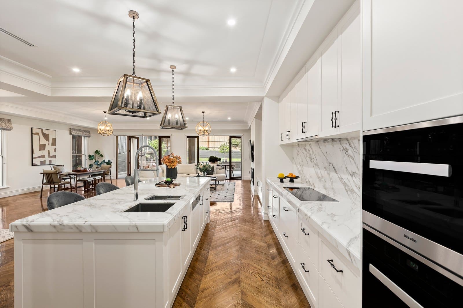 9 Highbury Street, Balwyn North - Thumbnail 5