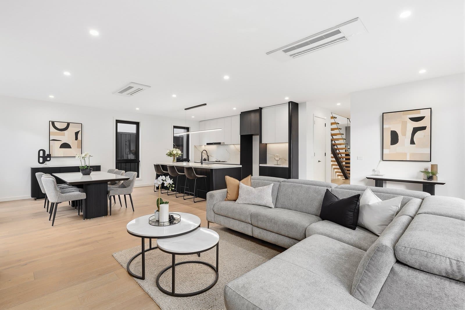 23 Hudson Street, McKinnon - Thumbnail 2