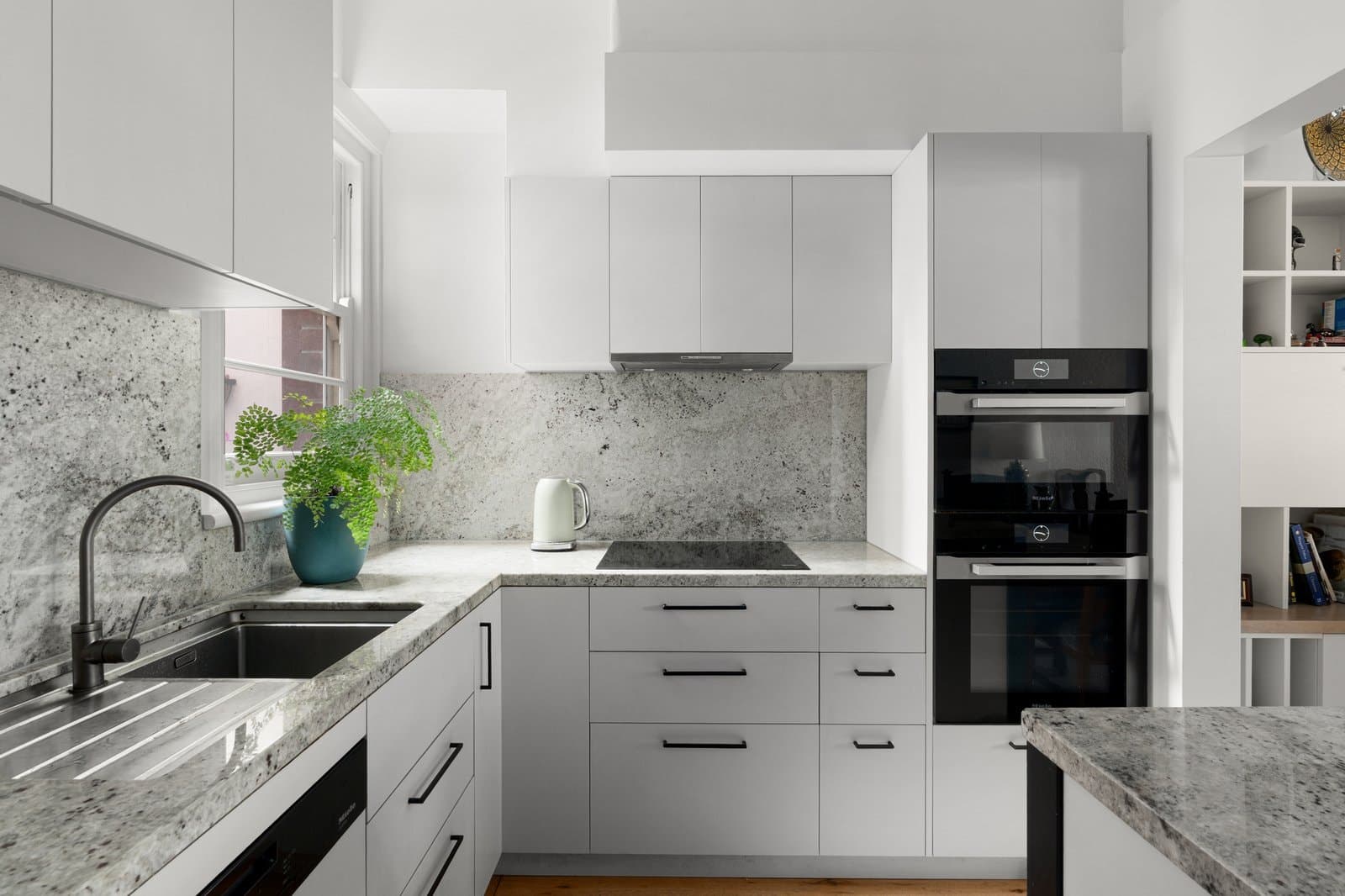 2/64 Victoria Avenue, Albert Park - Thumbnail 5