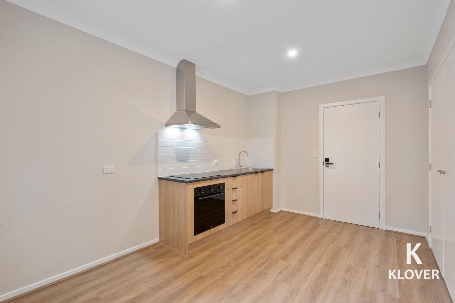 1/50 Warrigal Road RUNCORN QLD, Runcorn - Thumbnail 3