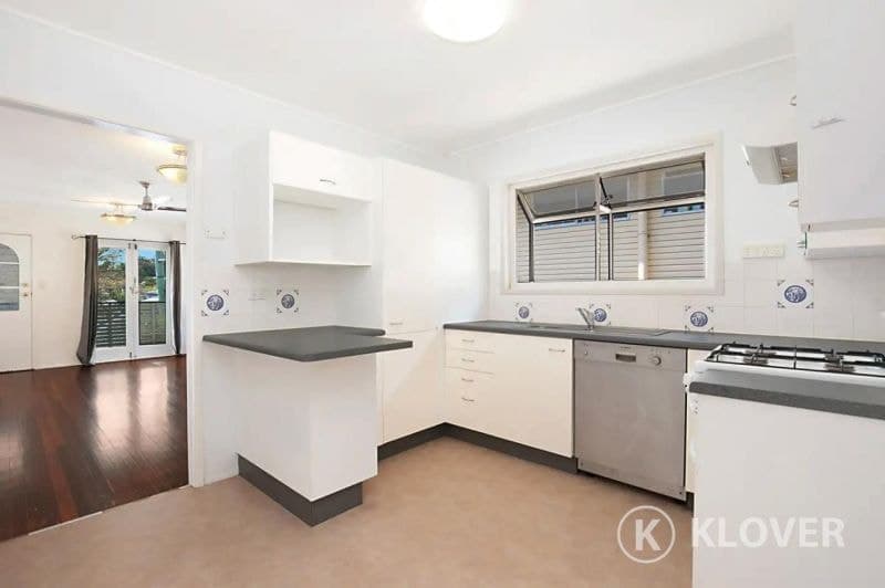 84 Waverley Road Taringa QLD, Taringa - Thumbnail 2