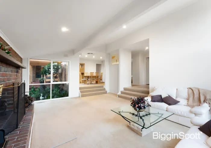 18 Fernlea Crescent, Doncaster East, VIC, Doncaster East - Thumbnail 4