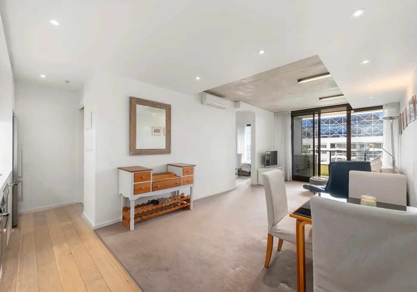 1414/568 St Kilda Road, Melbourne, VIC, Melbourne - Thumbnail 2