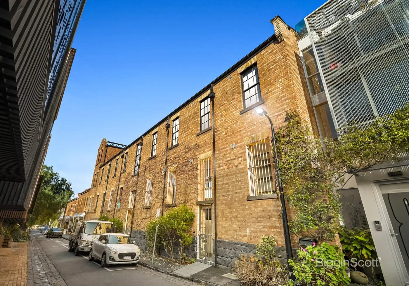 3/10 Waltham Place, Richmond, VIC, Richmond - Thumbnail 2