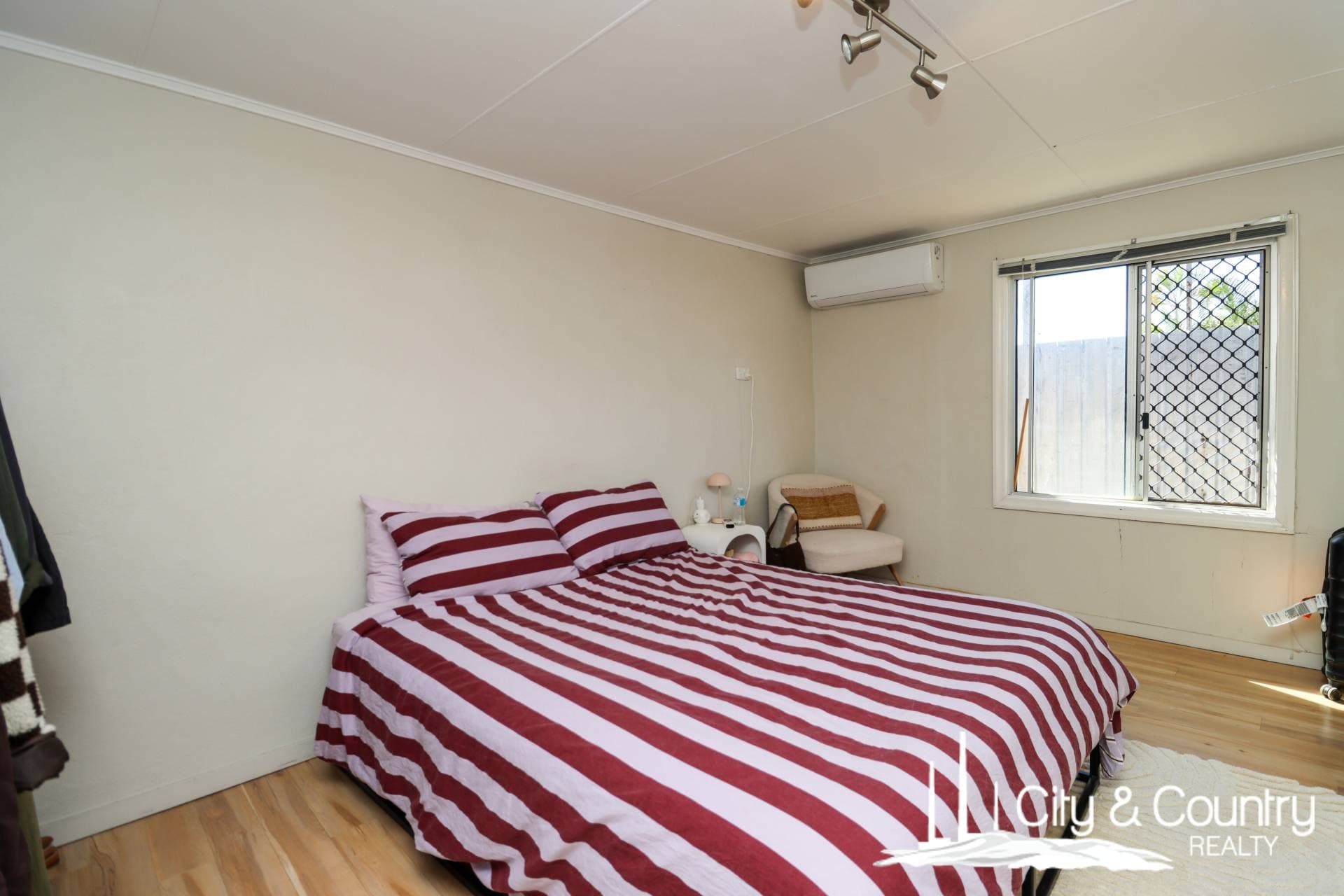 Unit 4, 61 Joan Street, Mount Isa, Mount Isa - Thumbnail 7