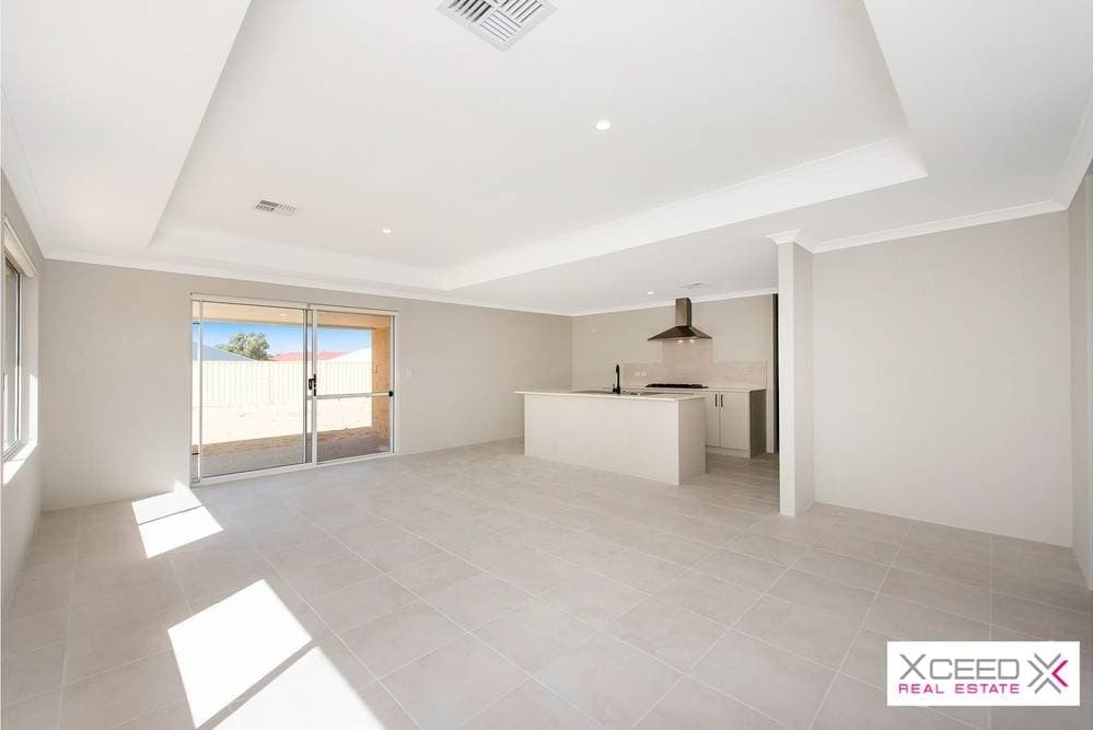 37 Dandaragan Drive, Dawesville - Thumbnail 2