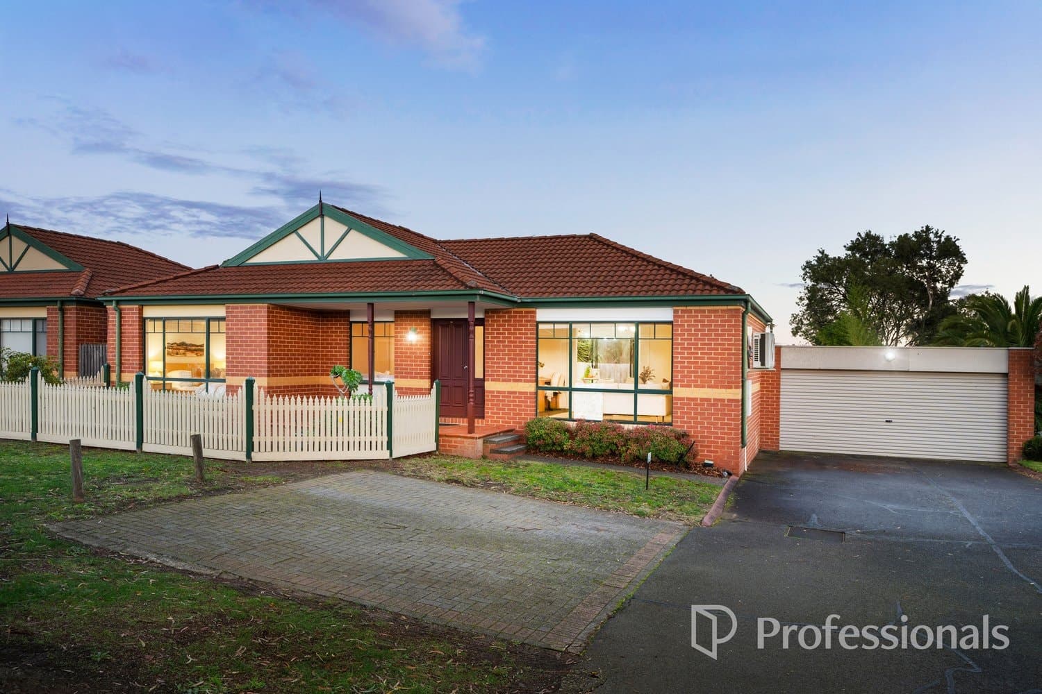 18/15 Lewis Road, Wantirna South VIC 3152, Wantirna South - Image 1