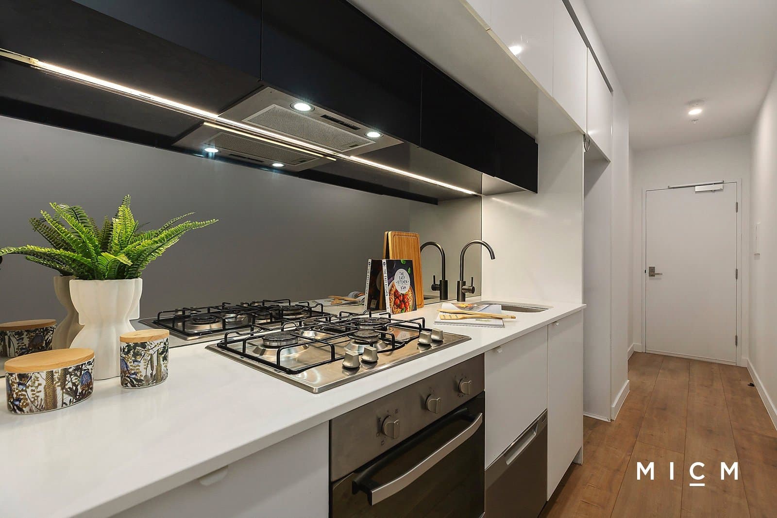 2708/80 ABeckett Street, Melbourne - Thumbnail 4