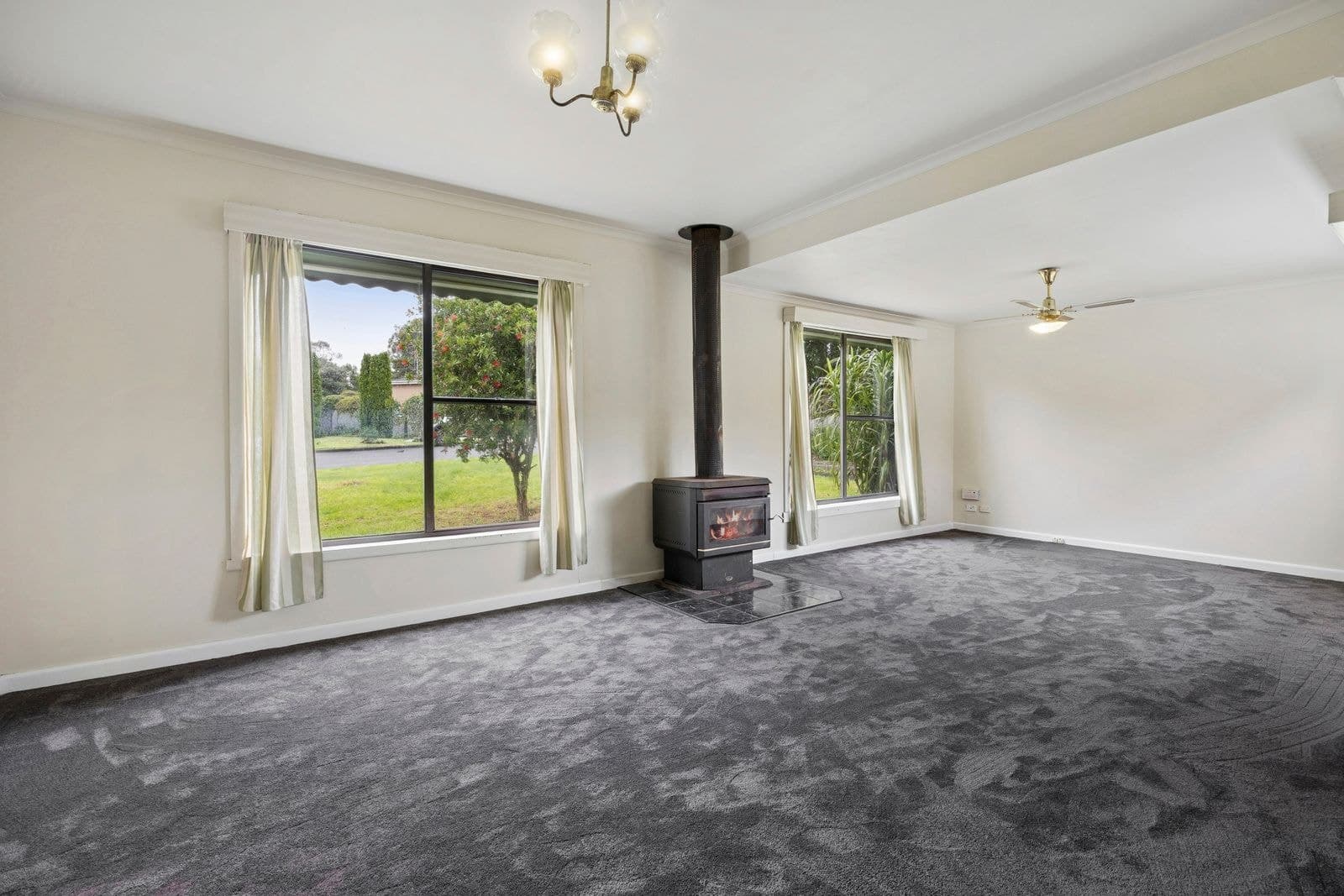 9 Bond Street, Timboon VIC 3268, Timboon - Thumbnail 3
