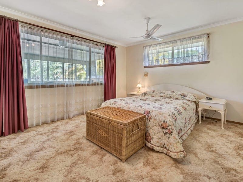 8 Laidley Place, HELENSVALE  QLD  4212, Helensvale - Thumbnail 3