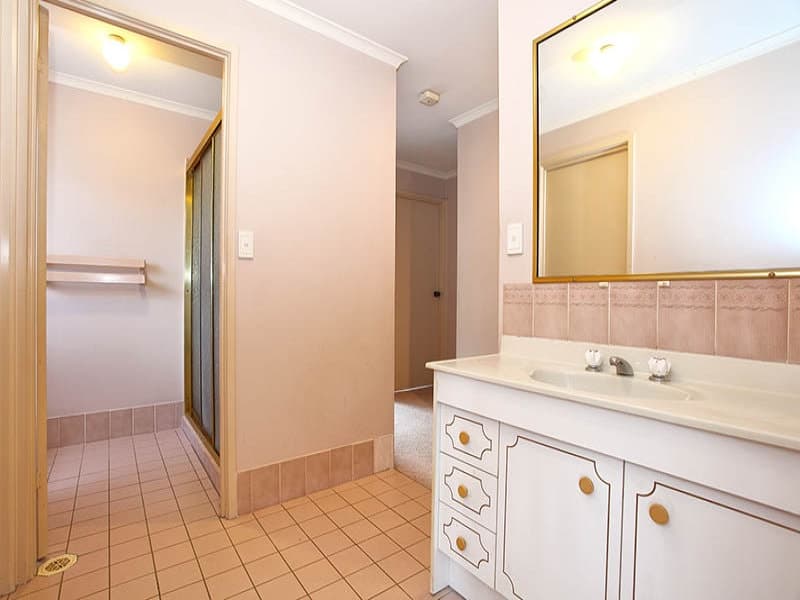 16 Tivoli Court, CARRARA  QLD  4211, Carrara - Thumbnail 3