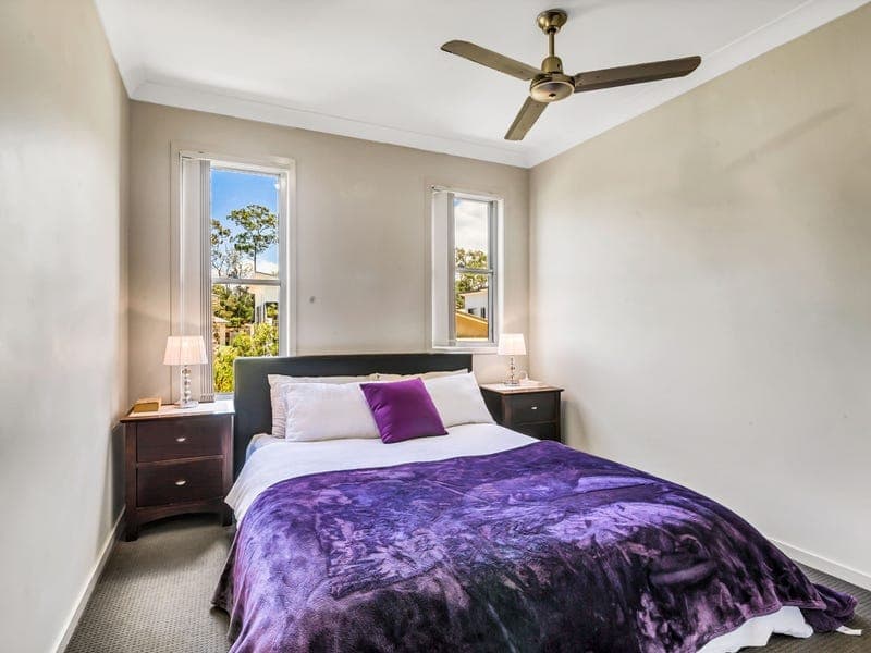 32 Cielo Lane, COOMERA  QLD  4209, Coomera - Thumbnail 2
