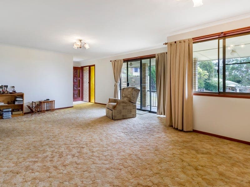 8 Warwick Place, HELENSVALE  QLD  4212, Helensvale - Thumbnail 7