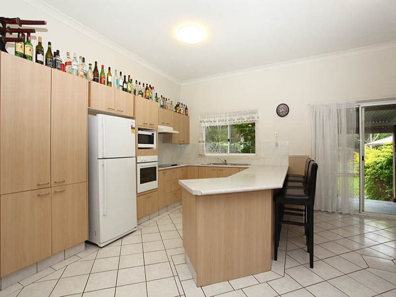 8 Corinda Court, HELENSVALE  QLD  4212, Helensvale - Thumbnail 3