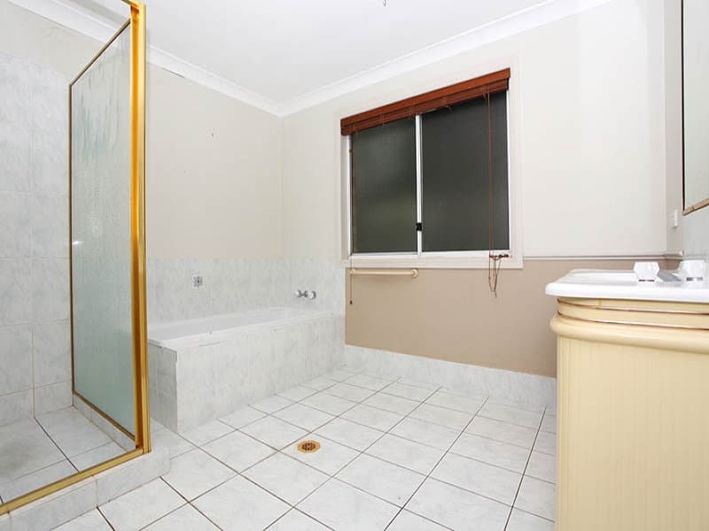 8 Corinda Court, HELENSVALE  QLD  4212, Helensvale - Thumbnail 5