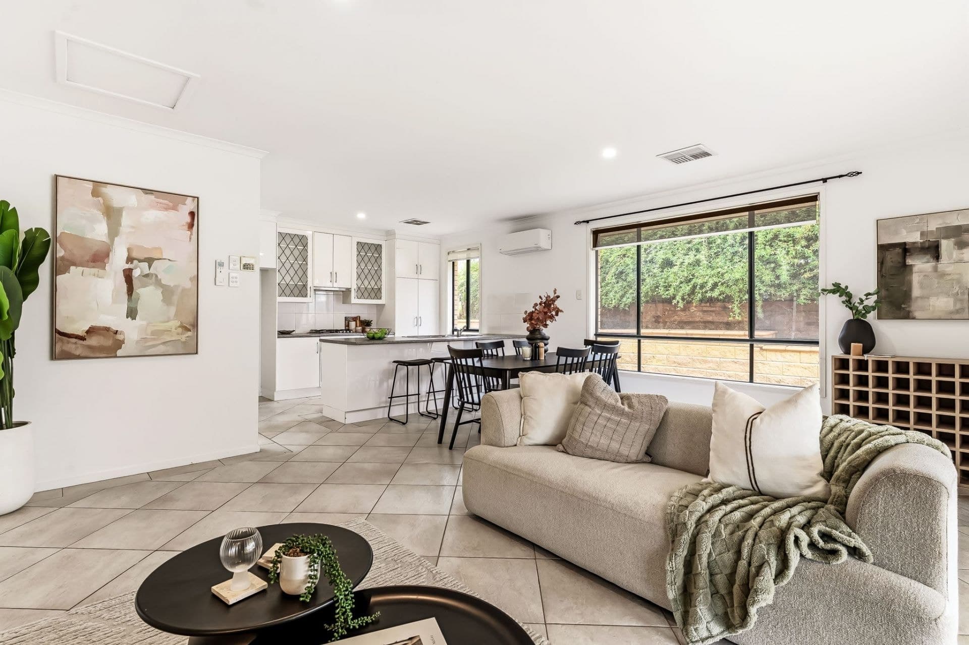 10 Howard Road, Northfield, Northfield - Thumbnail 3
