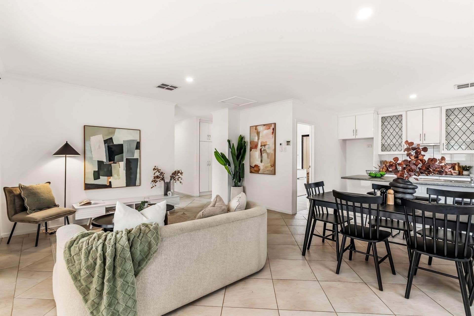10 Howard Road, Northfield, Northfield - Thumbnail 7