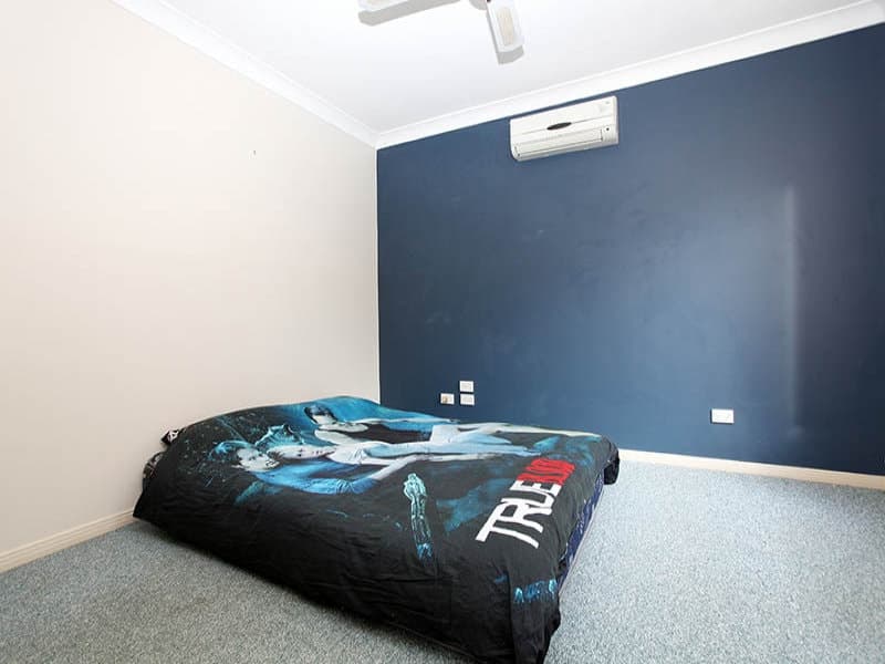 15 Madasin Close, ARUNDEL  QLD  4214, Arundel - Thumbnail 2