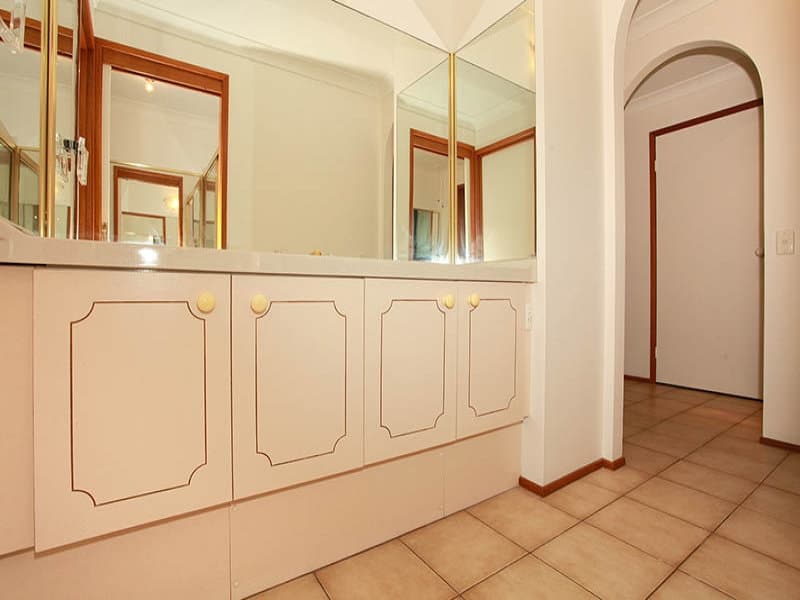 12 Morwell Court, HELENSVALE  QLD  4212, Helensvale - Thumbnail 2