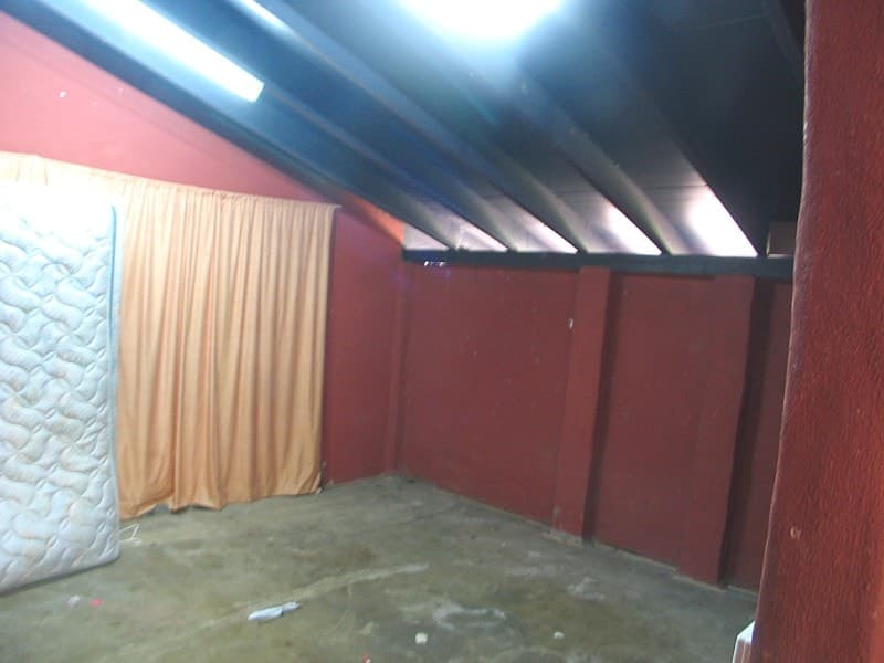147 Hinkler Drive, WORONGARY  QLD  4213, Worongary - Thumbnail 3
