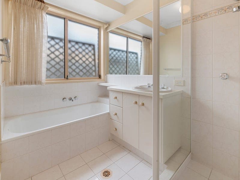 3 Corringle Close, HELENSVALE  QLD  4212, Helensvale - Thumbnail 5
