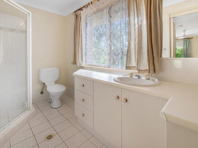 3 Corringle Close, HELENSVALE  QLD  4212, Helensvale - Thumbnail 6