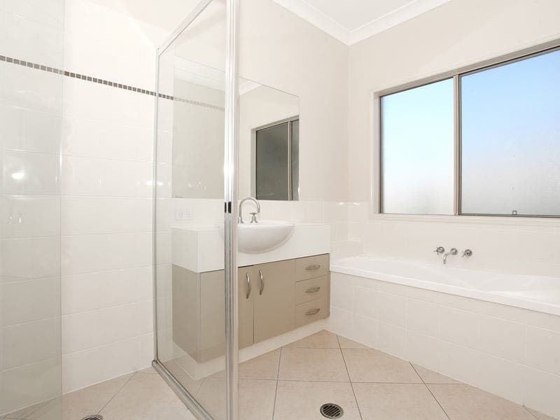 25 Lenton Street, COOMERA  QLD  4209, Coomera - Thumbnail 8