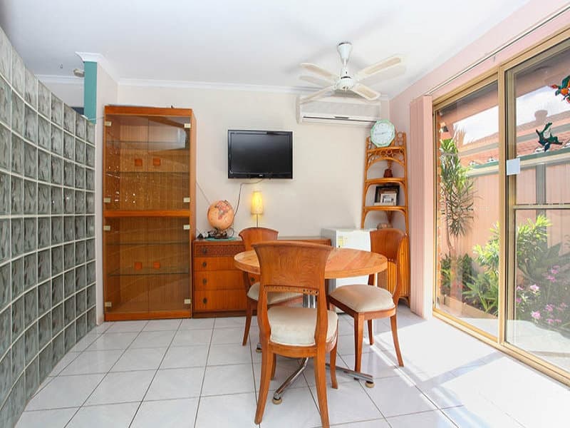 3 Corinda Court, HELENSVALE  QLD  4212, Helensvale - Thumbnail 2