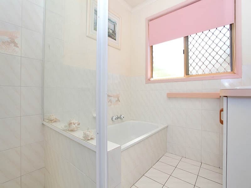 3 Corinda Court, HELENSVALE  QLD  4212, Helensvale - Thumbnail 5