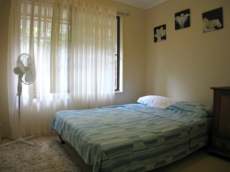 8 Guthrie Pde, CARRARA  QLD  4211, Carrara - Image 1
