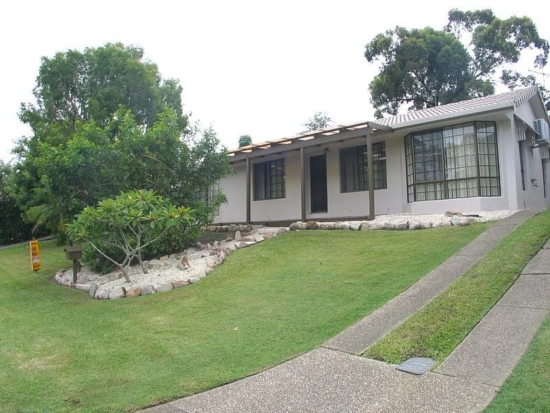 8 Guthrie Pde, CARRARA  QLD  4211, Carrara - Thumbnail 7