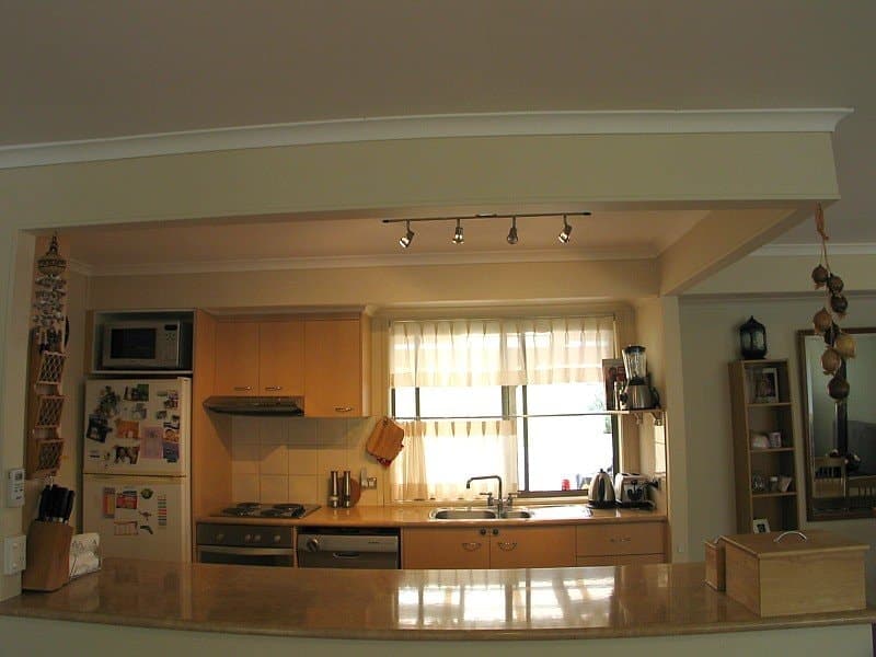 8 Guthrie Pde, CARRARA  QLD  4211, Carrara - Thumbnail 8