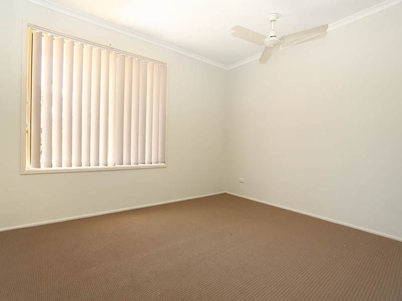 1/8 Chaplin Crescent, OXENFORD  QLD  4210, Oxenford - Thumbnail 7