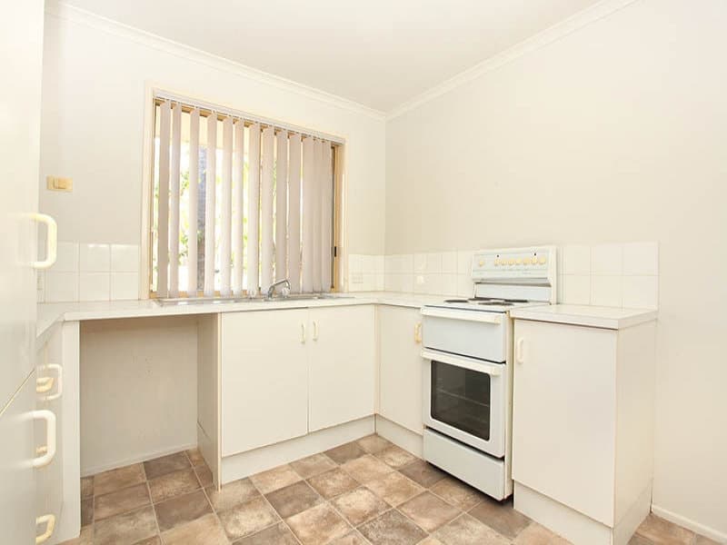 1/8 Chaplin Crescent, OXENFORD  QLD  4210, Oxenford - Thumbnail 8